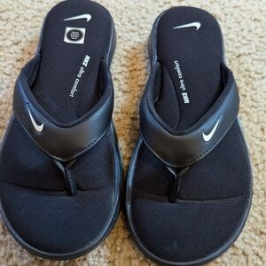 Nike Ultra Comfort 3 Womens Thong Sandal Size 7 Black/White